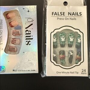 Press On Nails Set with Love and Ghost Designs. Holiday nails! Get both!